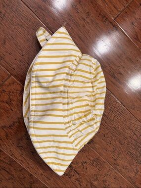Striped Yellow & White Kids Sun Hat - Brand Unknown